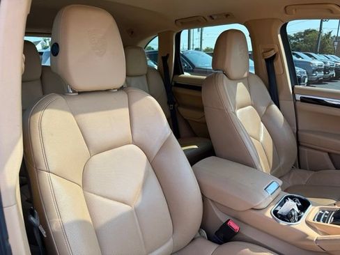 Used 2014 Porsche Cayenne AWD/4WD image 14