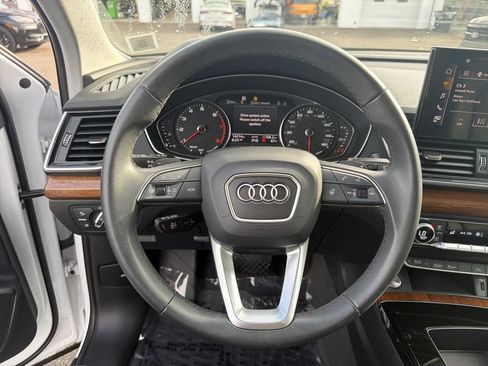 Used 2023 Audi Q5 2.0T Premium w/ Convenience Package AWD/4WD image 21