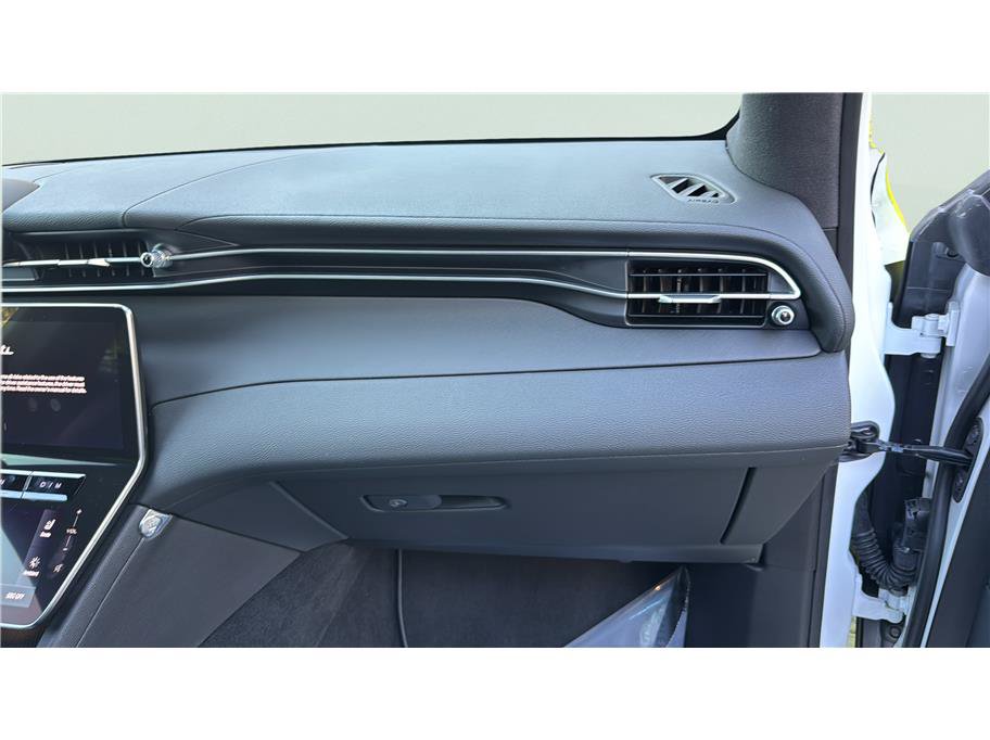 Used 2023 Maserati Grecale GT AWD/4WD image 30