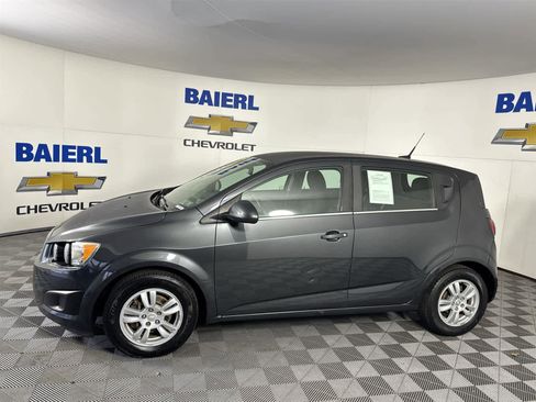 Used 2014 Chevrolet Sonic LT image 2