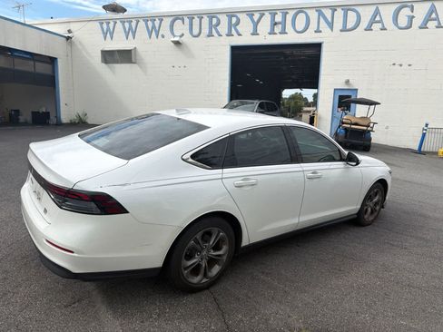 Used 2023 Honda Accord EX image 12