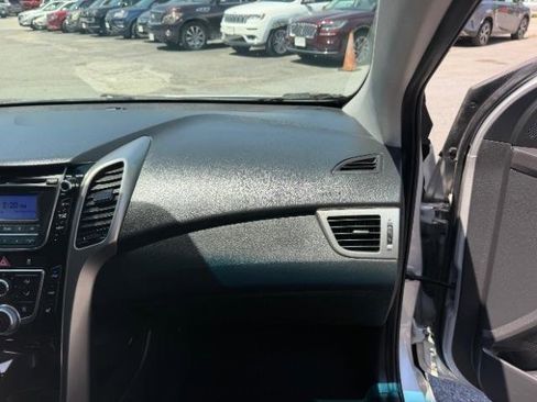 Used 2016 Hyundai Elantra GT w/ Option Group 02 FWD image 35