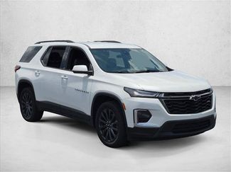 Used 2022 Chevrolet Traverse RS FWD video 3