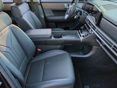 Used 2025 Hyundai Santa Fe XRT image 24