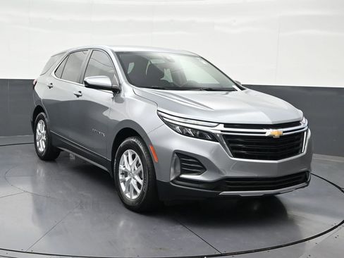 Used 2024 Chevrolet Equinox LT FWD image 8