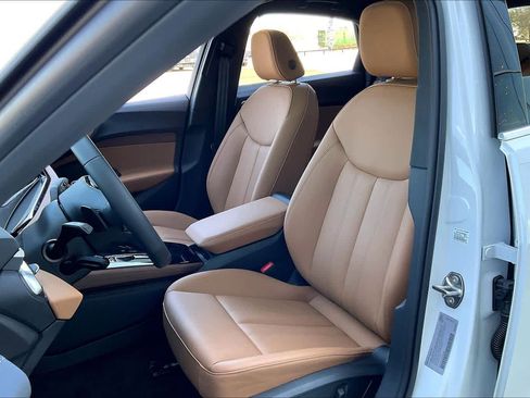 Used 2025 Audi A5 2.0T Premium w/ Convenience Package image 7