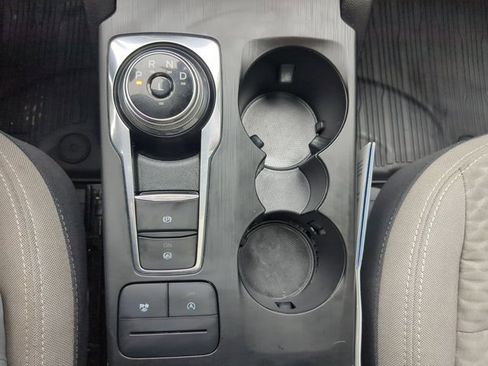 Used 2020 Ford Escape SE image 17