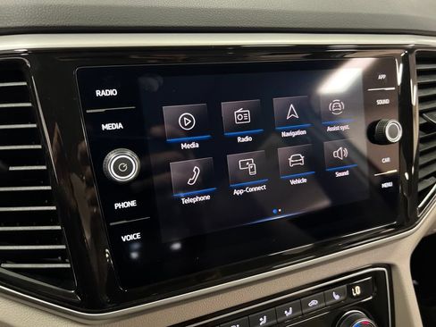 Used 2022 Volkswagen Atlas SE FWD image 21
