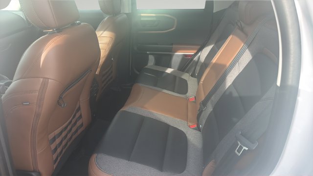 Used 2022 Ford Bronco Sport Outer Banks w/ Tech Package AWD/4WD image 17