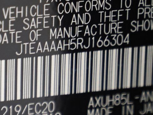 Used 2024 Toyota Venza Nightshade image 30