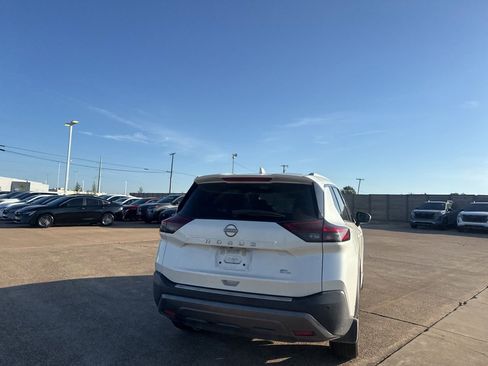 Certified 2023 Nissan Rogue SL w/ SL Premium Package FWD image 20