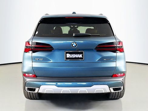 New 2026 BMW X5 sDrive40i w/ Premium Package image 6