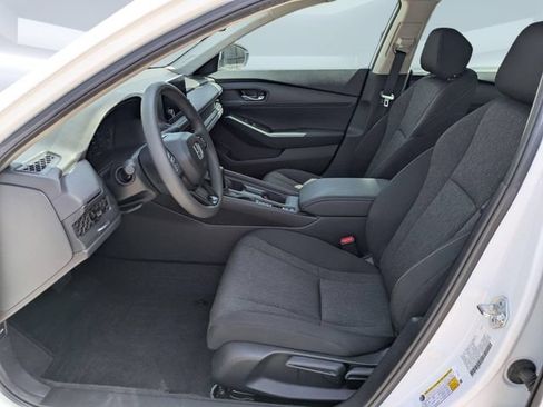 Certified 2025 Honda Accord LX image 21