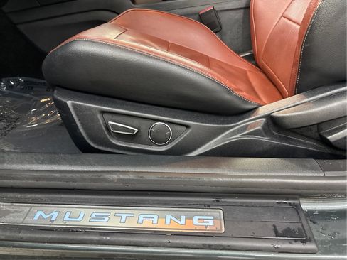 Used 2015 Ford Mustang GT Premium w/ Equipment Group 401A RWD image 24