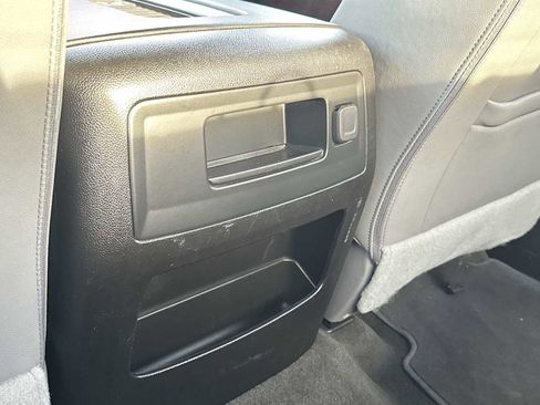 Used 2018 GMC Sierra 2500 SLT image 20