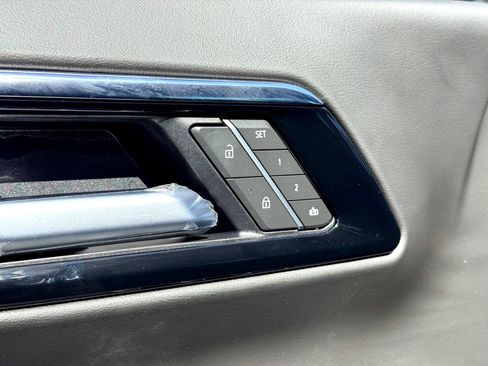 New 2026 Chevrolet Tahoe Premier AWD/4WD image 25