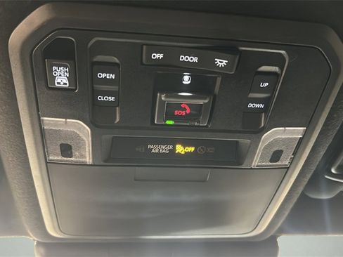 Used 2025 Toyota 4Runner 4WD image 22