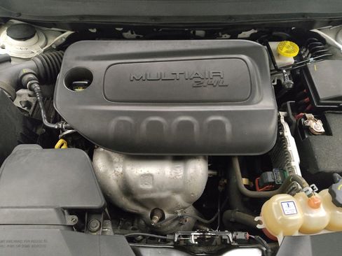 Used 2020 Jeep Cherokee Limited FWD image 30