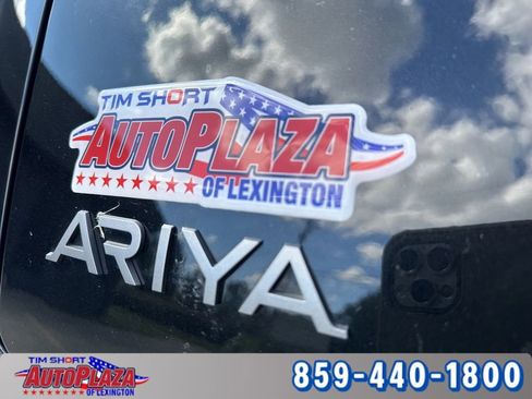 Used 2023 Nissan Ariya AWD image 17