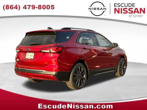 Used 2023 Chevrolet Equinox RS w/ RS Leather Package image 3