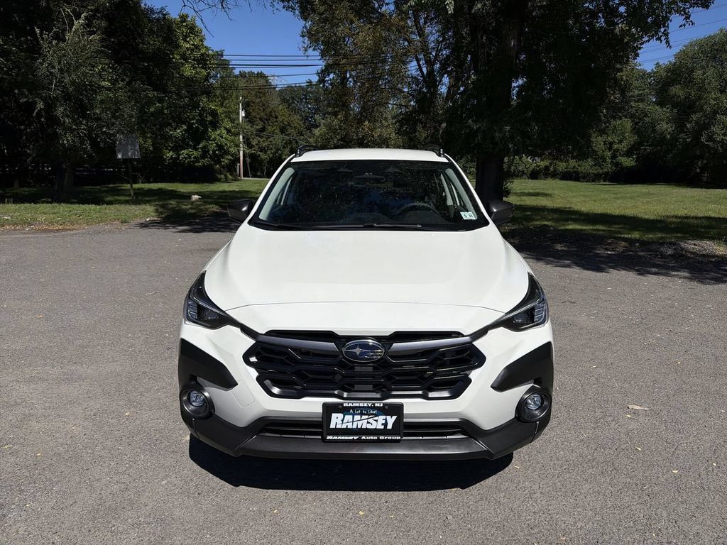 Used 2026 Subaru Crosstrek 2.5i Limited AWD/4WD image 3