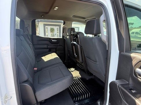 Used 2020 Chevrolet Silverado 1500 LT w/ Convenience Package image 18