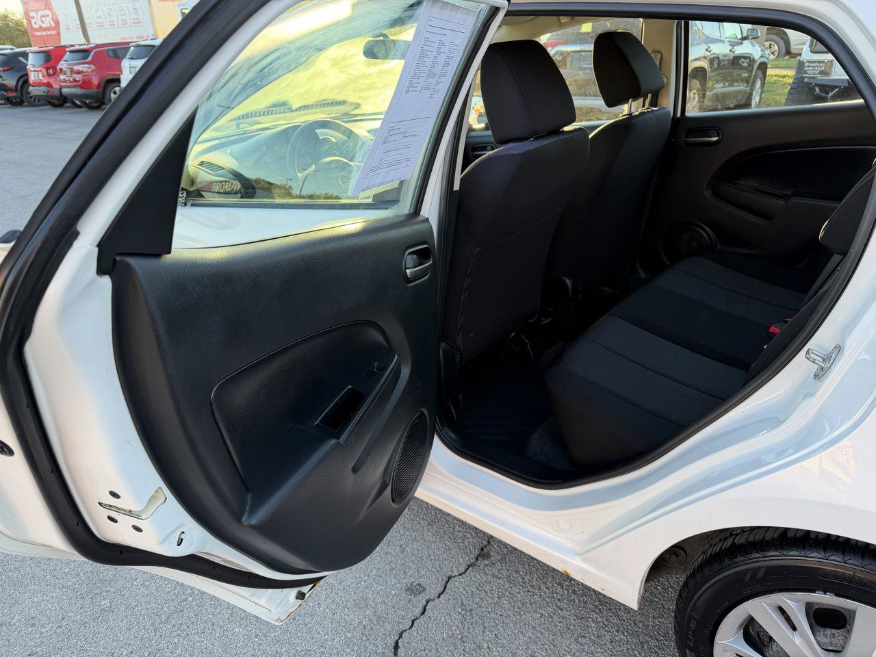 Used 2012 MAZDA MAZDA2 Sport FWD image 10