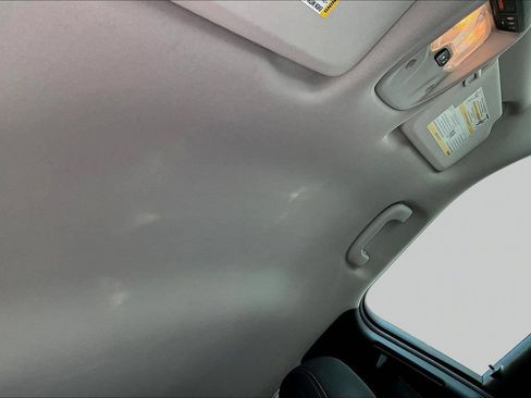 Used 2023 Chevrolet TrailBlazer LT w/ Convenience Package FWD image 30
