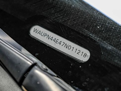 Used 2007 Audi S8 image 60