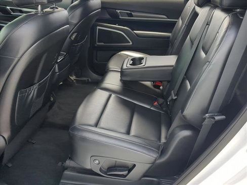 Used 2022 Kia Telluride LX AWD/4WD image 18