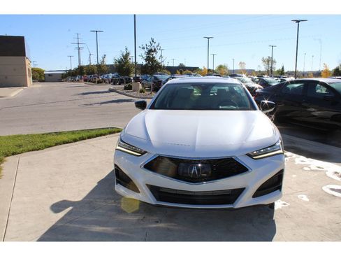 Used 2023 Acura TLX w/ Technology Package image 3