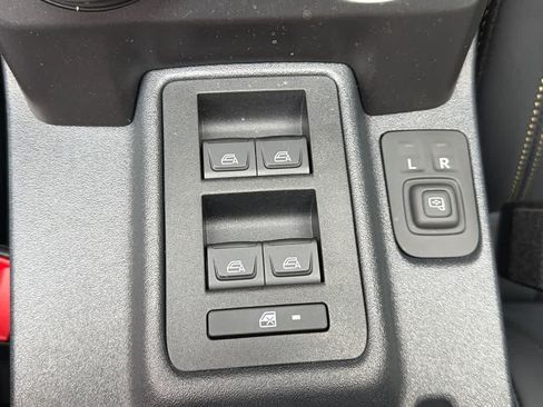 New 2026 Ford Bronco Badlands AWD/4WD image 30