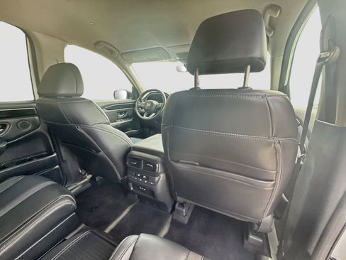 Used 2024 Honda Pilot EX-L image 27