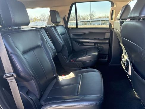 Used 2024 Ford Expedition XLT AWD/4WD image 21