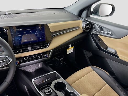 New 2026 Chevrolet Equinox ACTIV w/ Convenience Package III image 22