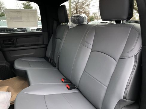 New 2026 RAM 3500 Tradesman w/ Chrome Appearance Group image 19