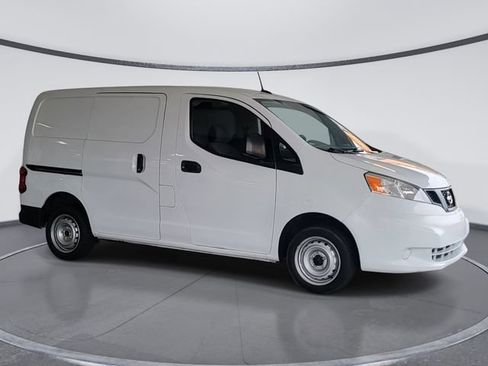 Used 2021 Nissan NV200 S FWD image 2