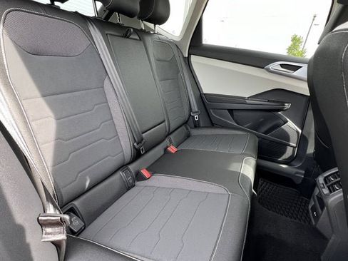 New 2025 Volkswagen Taos S image 31