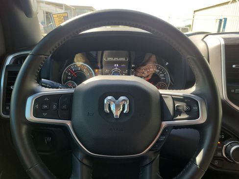Used 2023 RAM 1500 Big Horn AWD/4WD image 16