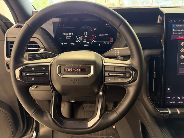Used 2025 GMC Yukon XL AT4 w/ AT4 Premium Package AWD/4WD image 15