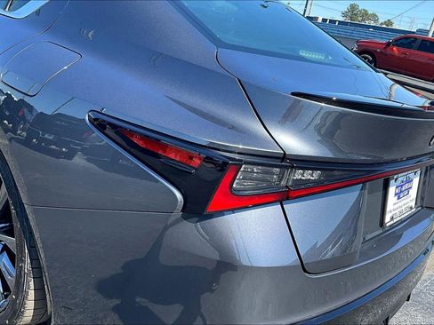 Used 2023 Lexus IS 350 F Sport RWD image 24