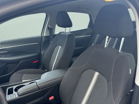 Used 2025 Hyundai Sonata SEL image 12