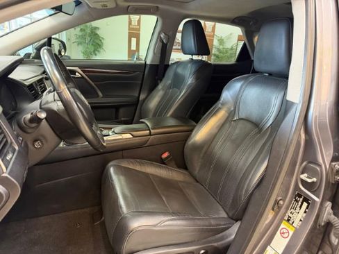 Used 2019 Lexus RX 350 AWD w/ Navigation Package image 18