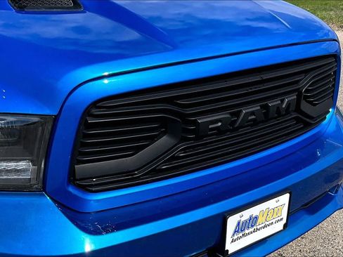 Used 2018 RAM 1500 Sport w/ Hydro Blue Sport Package AWD/4WD image 39