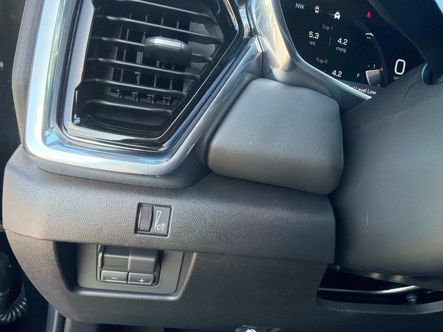 New 2026 GMC Canyon Elevation w/ Convenience Package RWD image 29