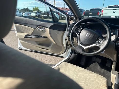 Used 2015 Honda Civic SE image 15
