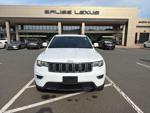 Used 2021 Jeep Grand Cherokee Laredo AWD/4WD image 2