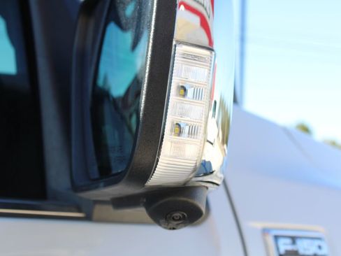 Used 2021 Ford F150 Lariat w/ Equipment Group 502A High image 10