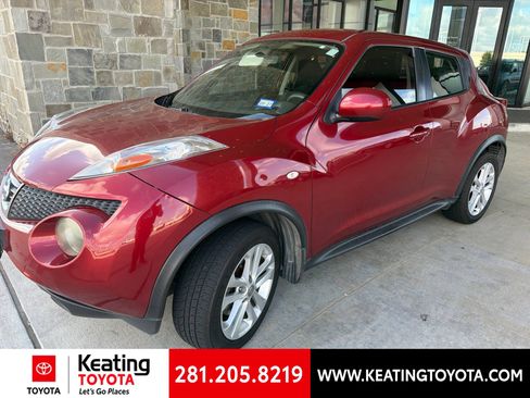 Used 2011 Nissan Juke S FWD image 5