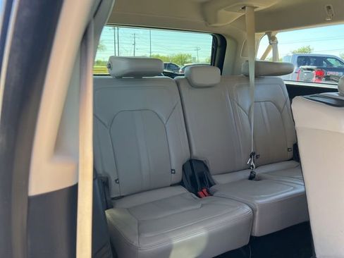 Used 2023 Ford Expedition Max Limited image 32